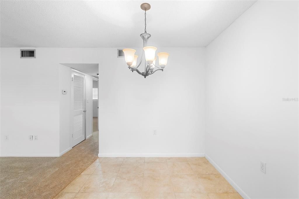 Activo con contrato: $179,000 (2 camas, 1 baños, 851 Pies cuadrados)