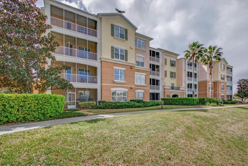 For Sale: $239,000 (2 beds, 2 baths, 1810 Square Feet)