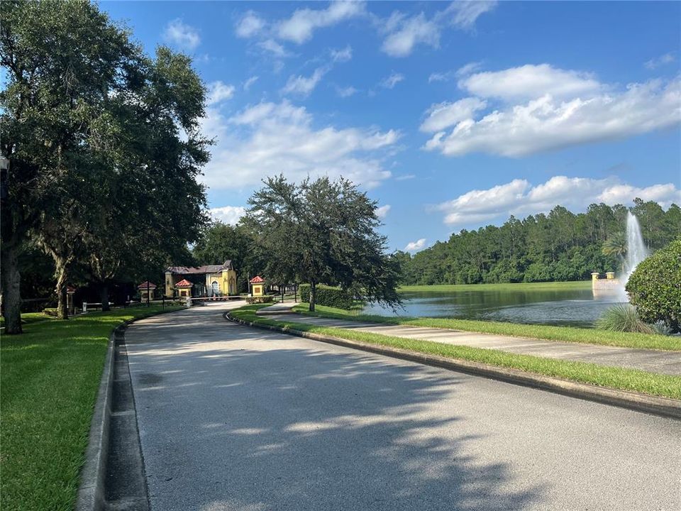 For Sale: $249,500 (2 beds, 2 baths, 1810 Square Feet)