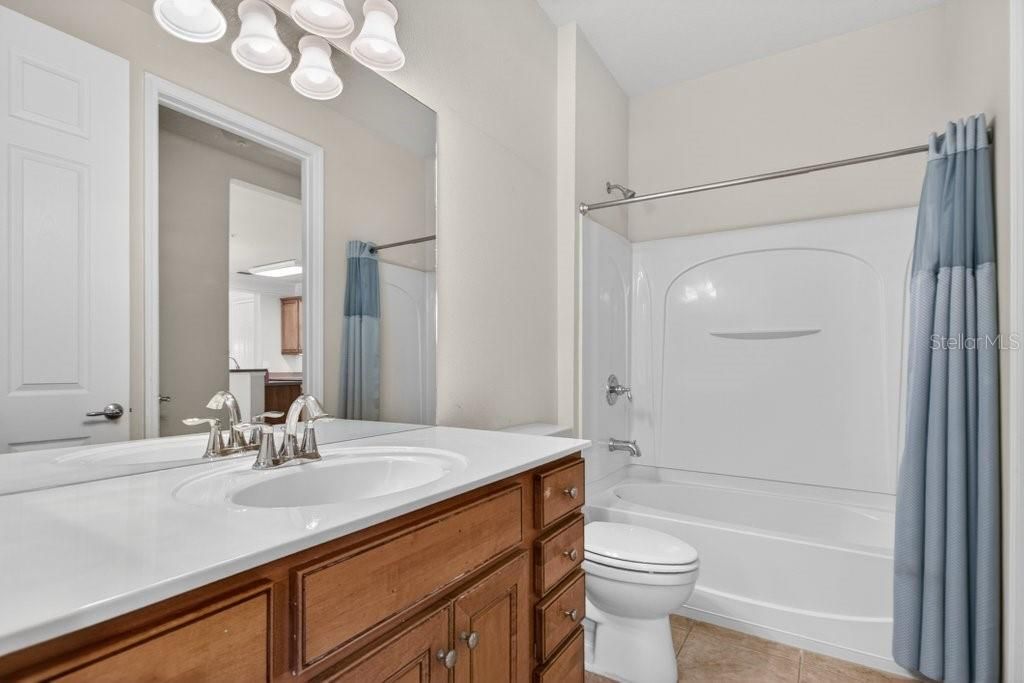 For Sale: $239,000 (2 beds, 2 baths, 1810 Square Feet)