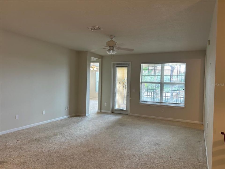 For Sale: $249,500 (2 beds, 2 baths, 1810 Square Feet)