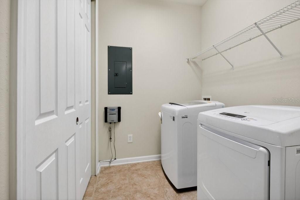 For Sale: $239,000 (2 beds, 2 baths, 1810 Square Feet)