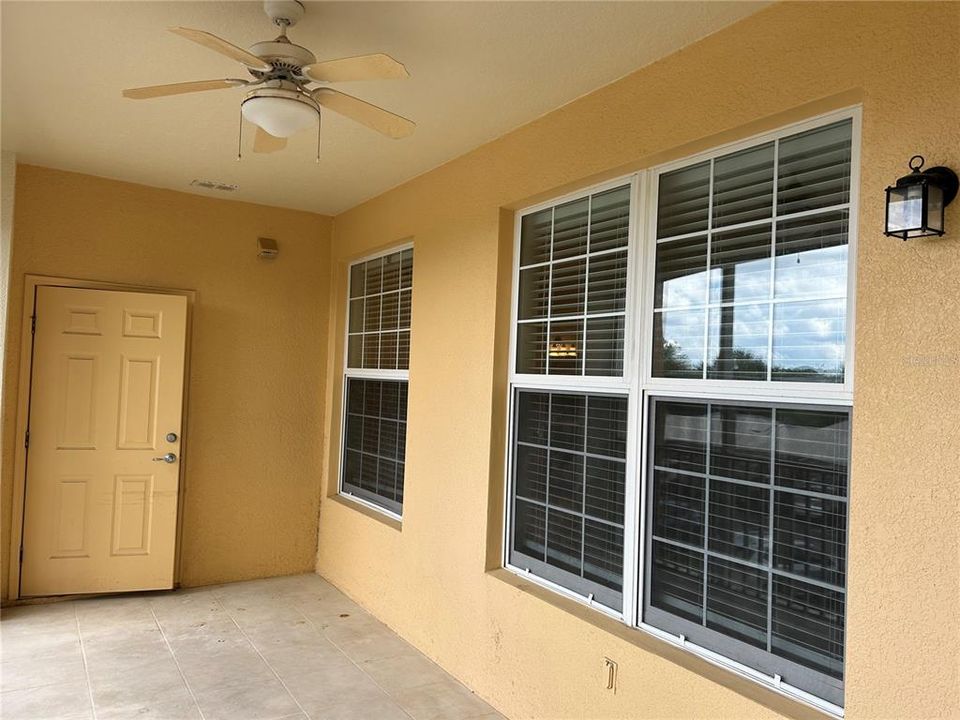 For Sale: $249,500 (2 beds, 2 baths, 1810 Square Feet)