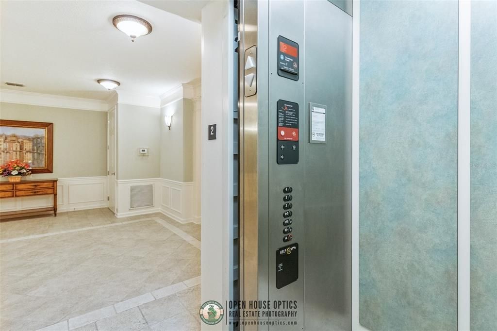 For Sale: $239,000 (2 beds, 2 baths, 1810 Square Feet)