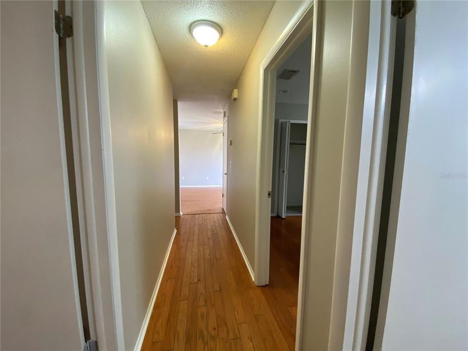 En Venta: $385,000 (3 camas, 2 baños, 1360 Pies cuadrados)