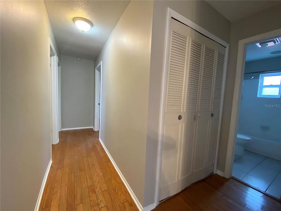 En Venta: $385,000 (3 camas, 2 baños, 1360 Pies cuadrados)