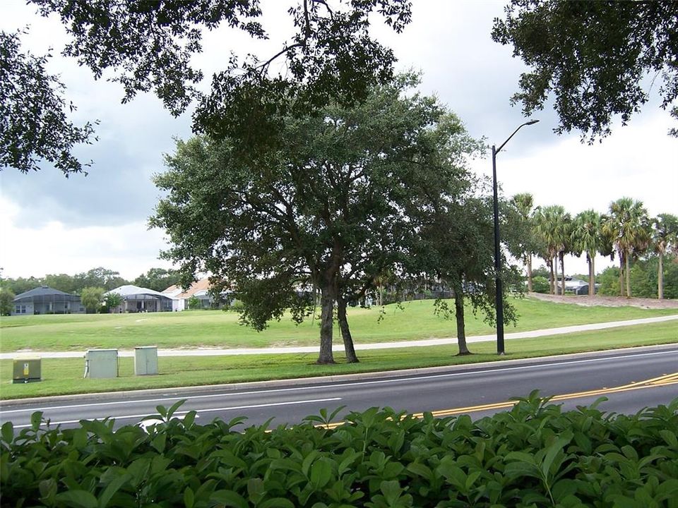 Active With Contract: $2,595 (4 beds, 3 baths, 2514 Square Feet)