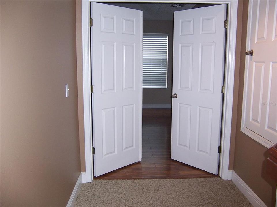 Active With Contract: $2,595 (4 beds, 3 baths, 2514 Square Feet)