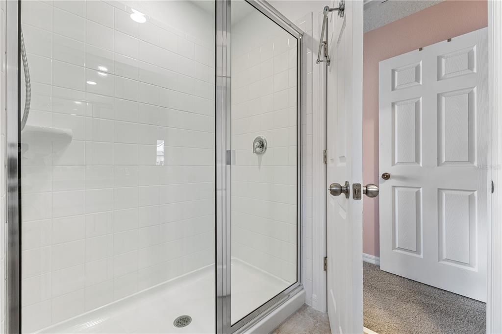 For Sale: $1,100,000 (9 beds, 6 baths, 4363 Square Feet)