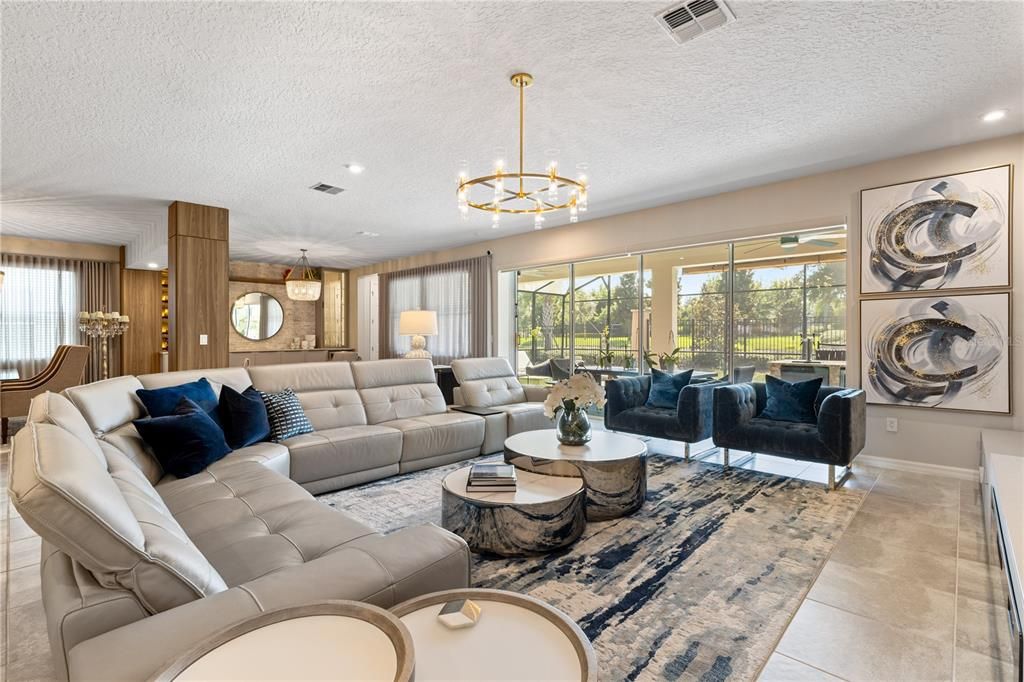 For Sale: $1,100,000 (9 beds, 6 baths, 4363 Square Feet)