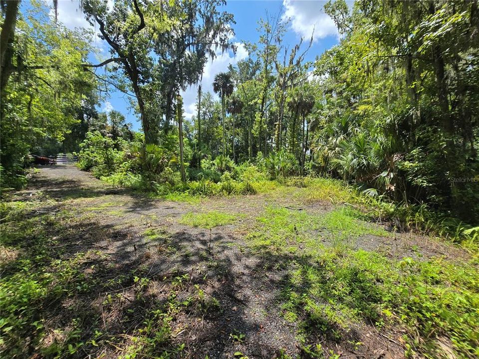 待售: $475,000 (0.28 acres)