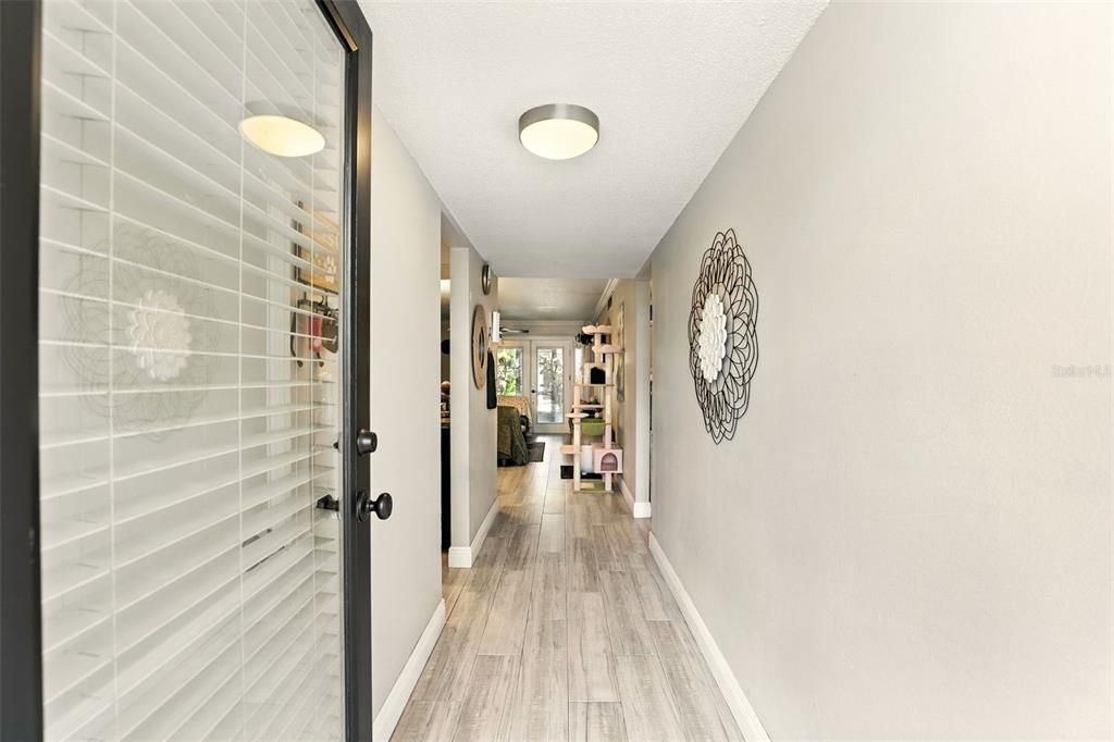 待售: $294,900 (2 贝兹, 2 浴室, 890 平方英尺)