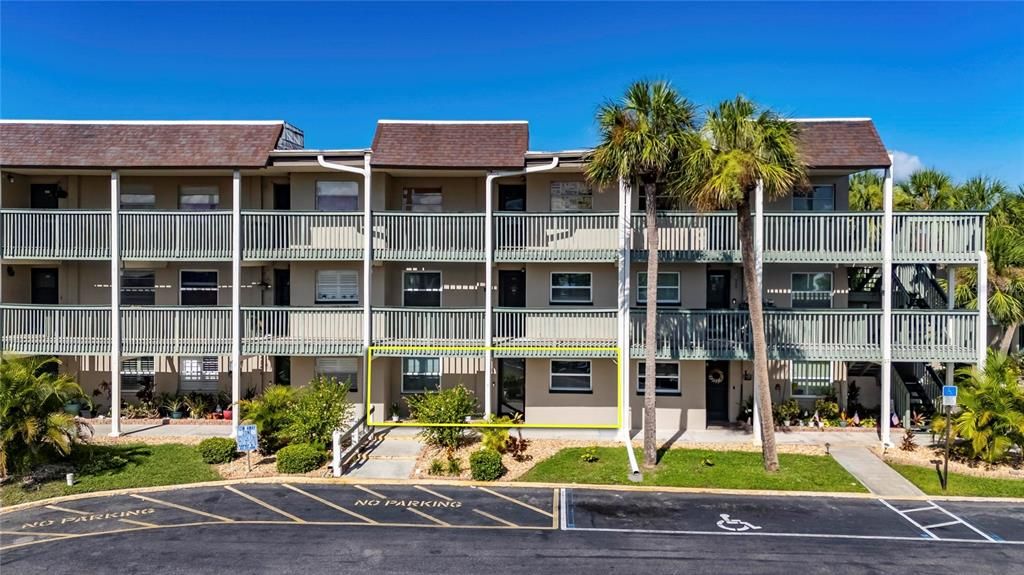 待售: $298,500 (2 贝兹, 2 浴室, 1084 平方英尺)