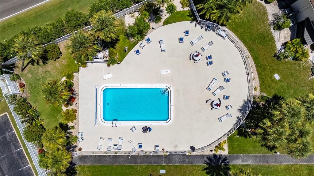 待售: $298,500 (2 贝兹, 2 浴室, 1084 平方英尺)