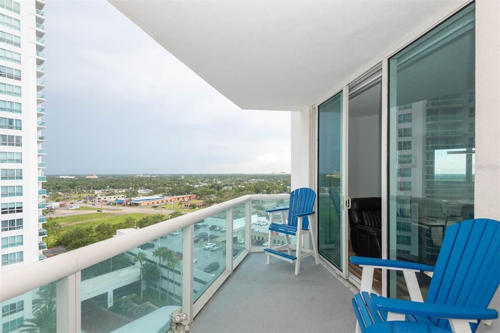 На продажу: $390,000 (3 спален, 3 ванн, 1922 Квадратных фут)