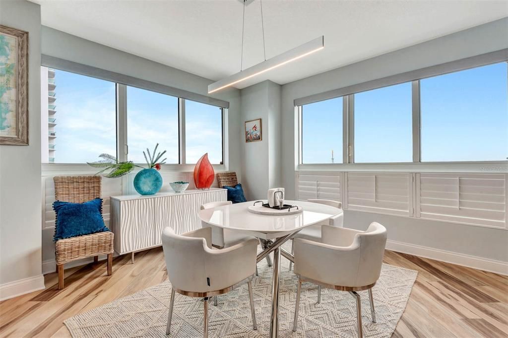 На продажу: $390,000 (3 спален, 3 ванн, 1922 Квадратных фут)