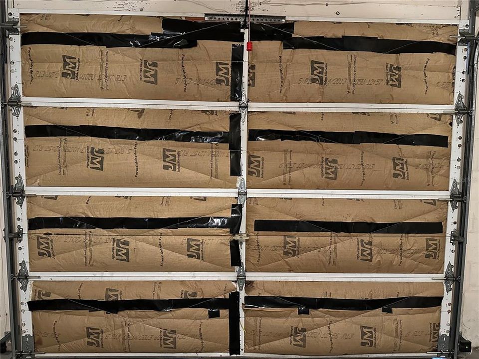 Active With Contract: $134,800 (2 beds, 2 baths, 1369 Square Feet)