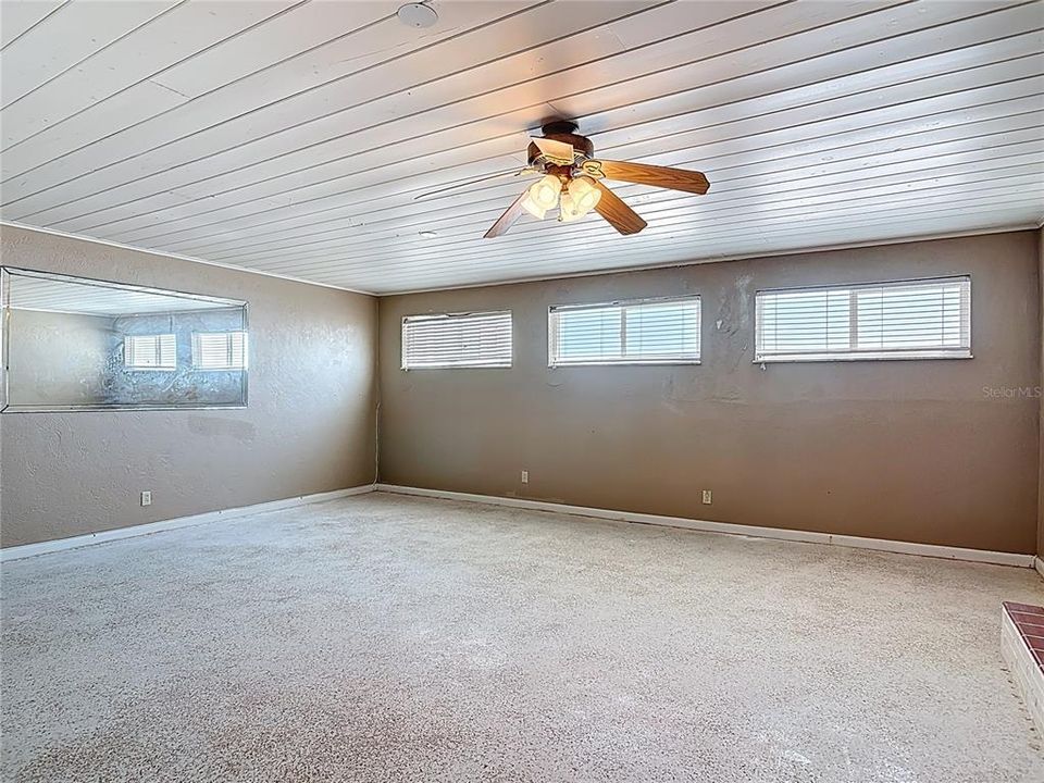 待售: $1,600,000 (4 贝兹, 5 浴室, 3231 平方英尺)