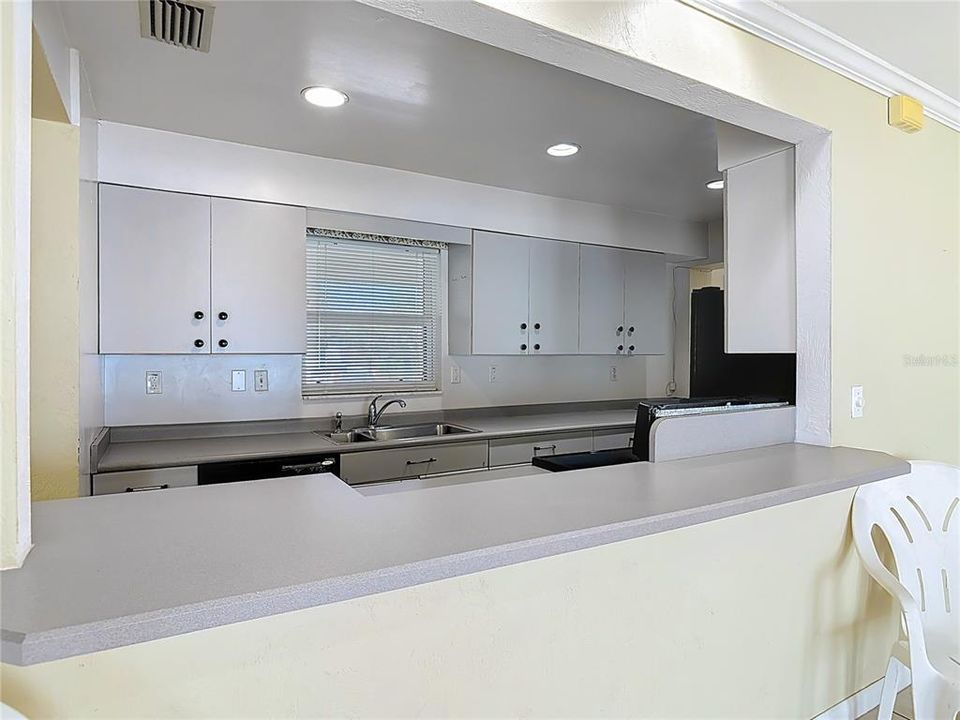 待售: $1,600,000 (4 贝兹, 5 浴室, 3231 平方英尺)