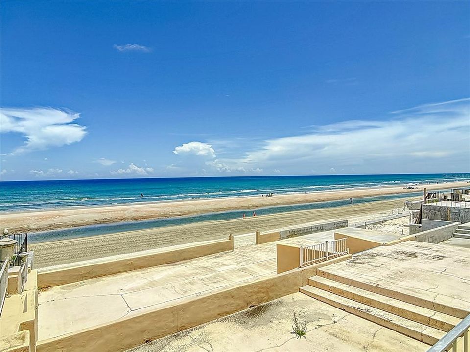 待售: $1,600,000 (4 贝兹, 5 浴室, 3231 平方英尺)