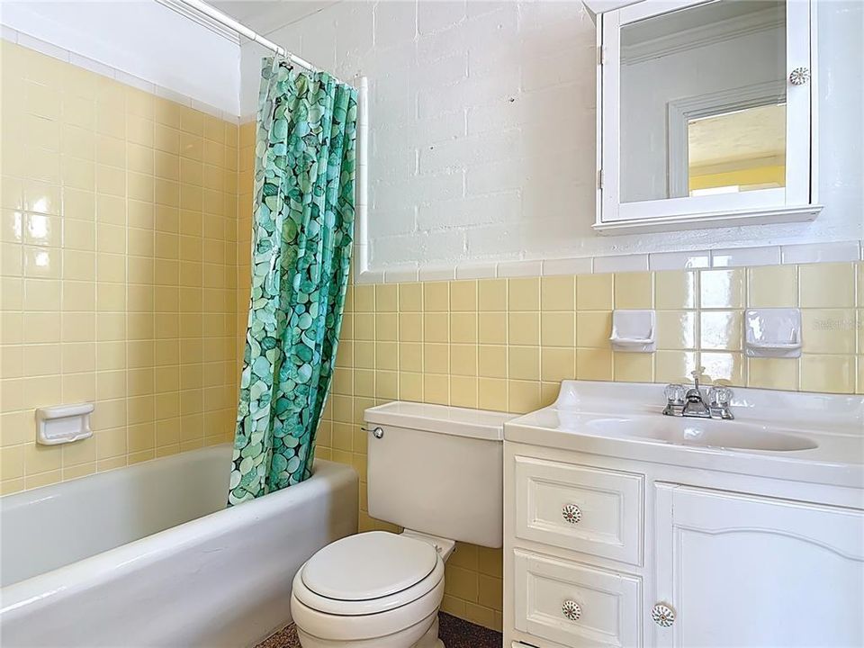 待售: $1,600,000 (4 贝兹, 5 浴室, 3231 平方英尺)