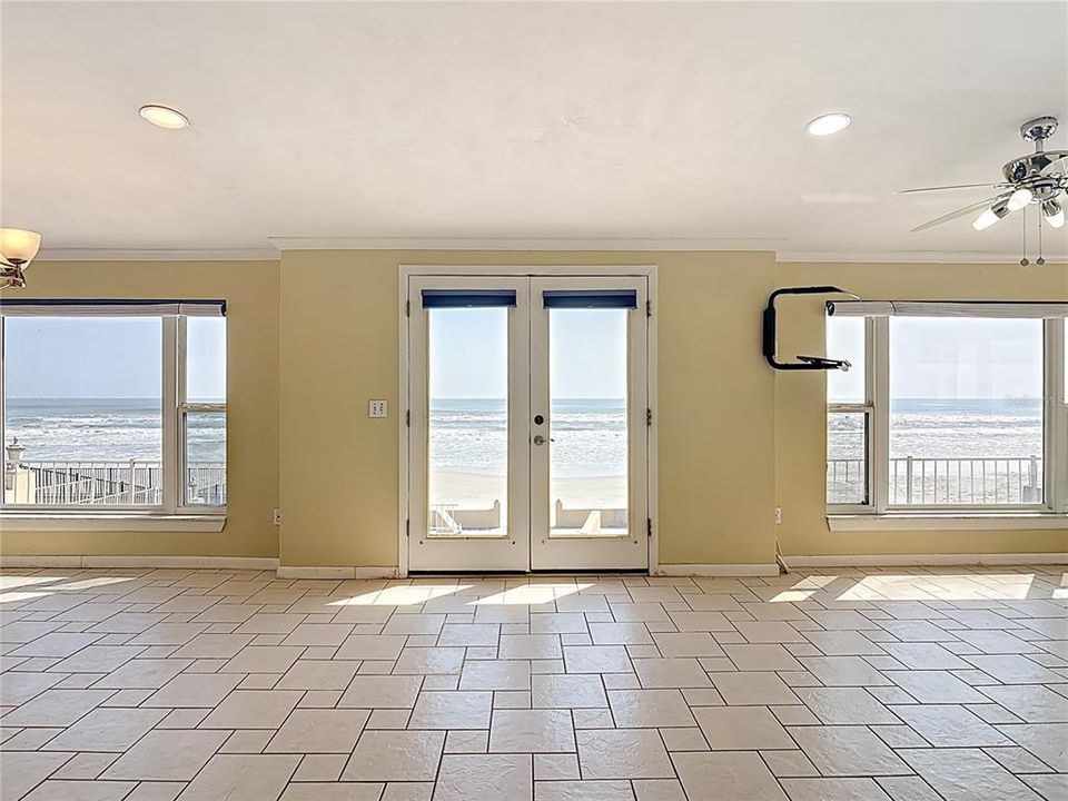 待售: $1,600,000 (4 贝兹, 5 浴室, 3231 平方英尺)