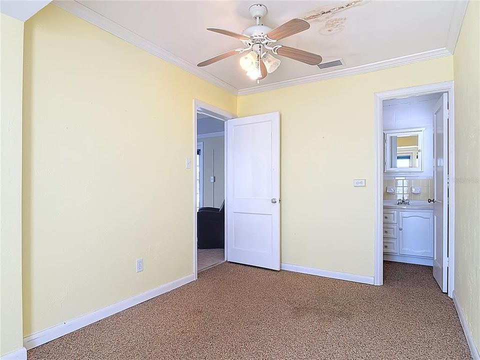 待售: $1,600,000 (4 贝兹, 5 浴室, 3231 平方英尺)