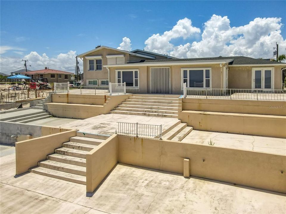 待售: $1,600,000 (4 贝兹, 5 浴室, 3231 平方英尺)