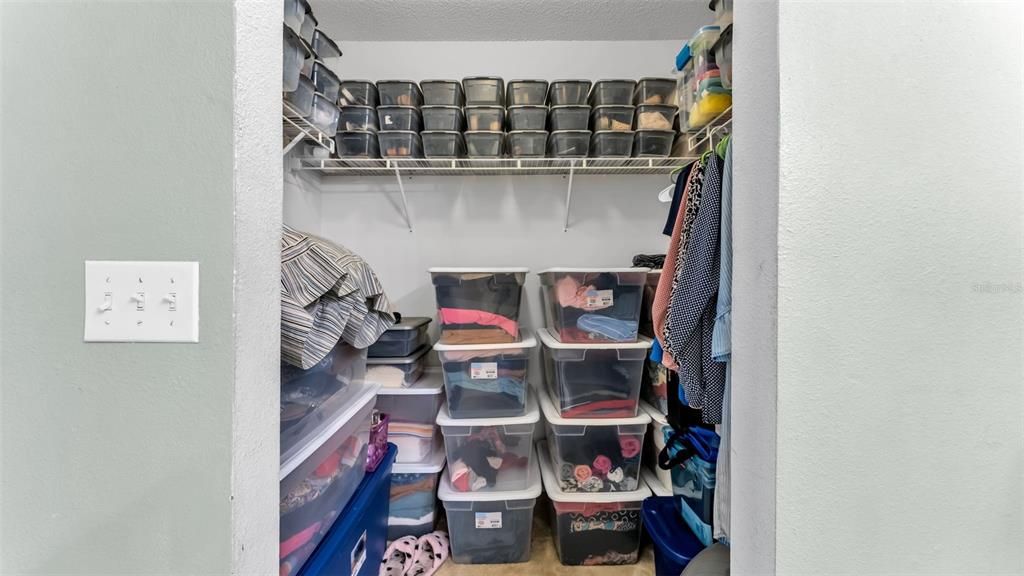 For Sale: $419,900 (4 beds, 2 baths, 2818 Square Feet)