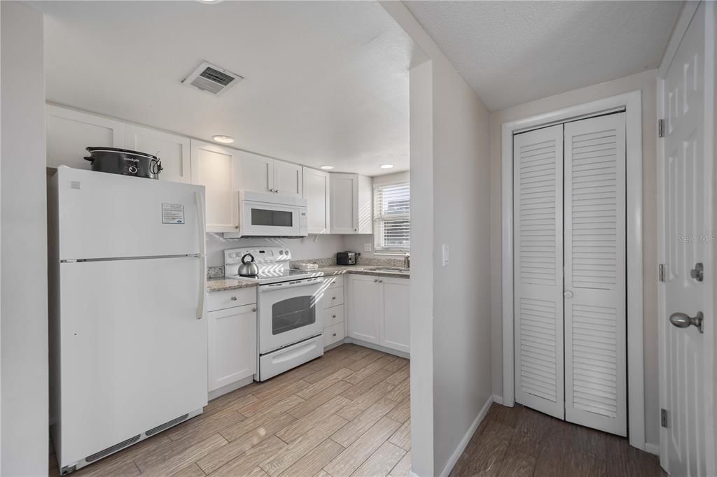 На продажу: $1,395,000 (4 спален, 3 ванн, 1962 Квадратных фут)