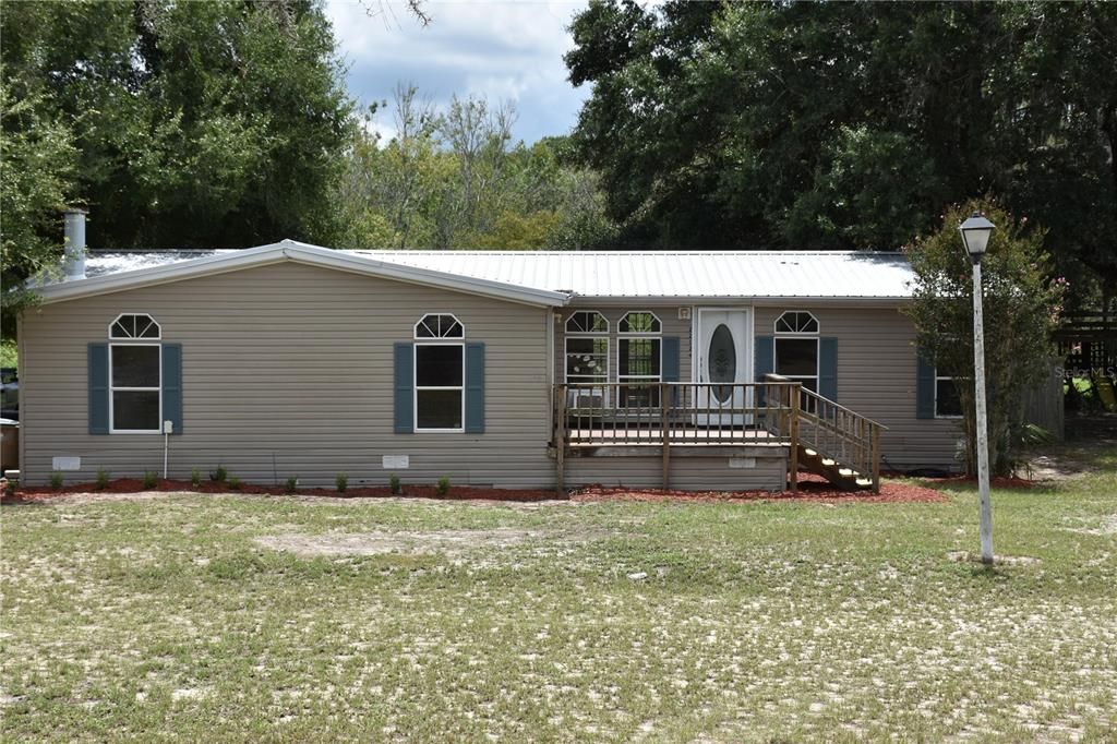 最近售出: $374,900 (4 贝兹, 2 浴室, 1863 平方英尺)