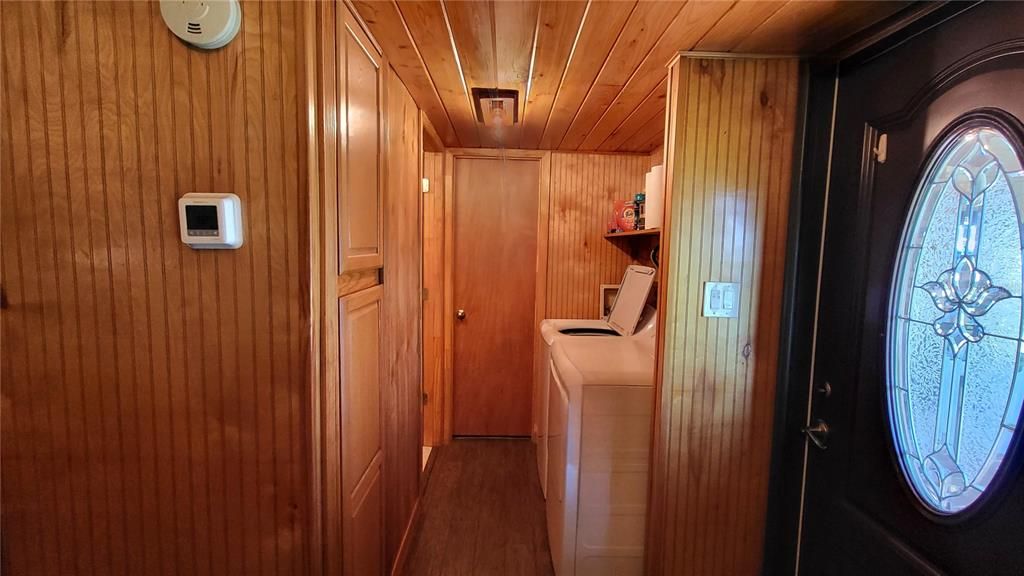 For Sale: $324,250 (2 beds, 2 baths, 1438 Square Feet)