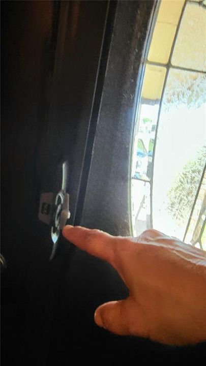 For Sale: $324,250 (2 beds, 2 baths, 1438 Square Feet)