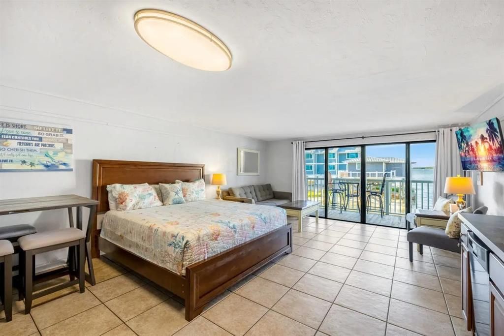 На продажу: $125,000 (0 спален, 1 ванн, 480 Квадратных фут)