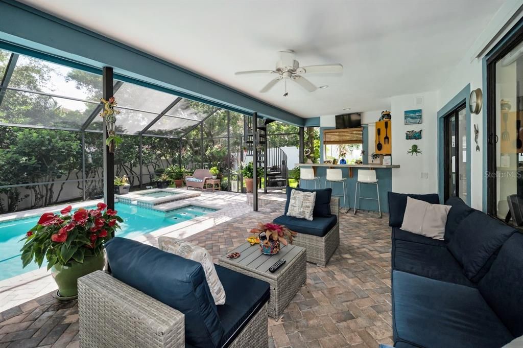 For Sale: $935,900 (4 beds, 3 baths, 3021 Square Feet)