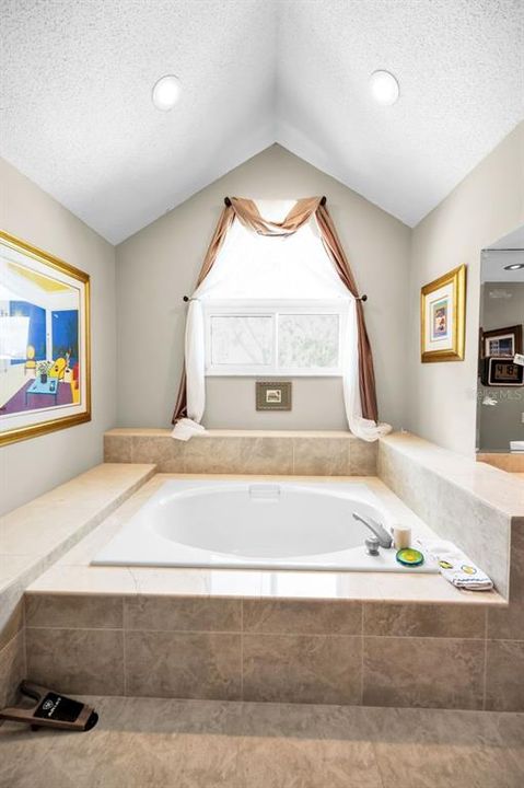 For Sale: $935,900 (4 beds, 3 baths, 3021 Square Feet)