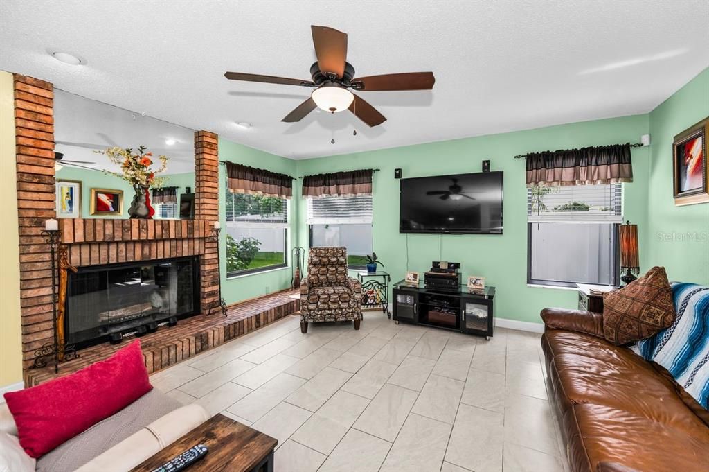 For Sale: $935,900 (4 beds, 3 baths, 3021 Square Feet)