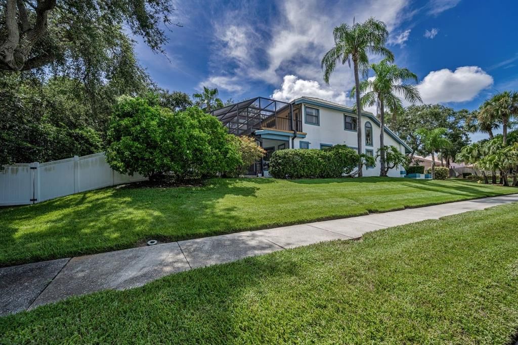 For Sale: $935,900 (4 beds, 3 baths, 3021 Square Feet)