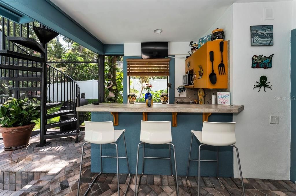 For Sale: $935,900 (4 beds, 3 baths, 3021 Square Feet)