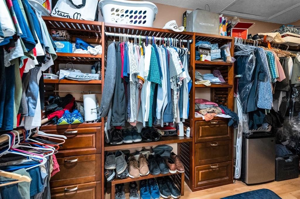 For Sale: $935,900 (4 beds, 3 baths, 3021 Square Feet)