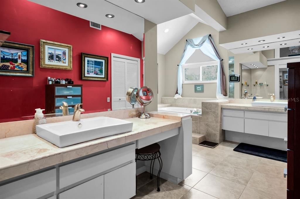 For Sale: $935,900 (4 beds, 3 baths, 3021 Square Feet)