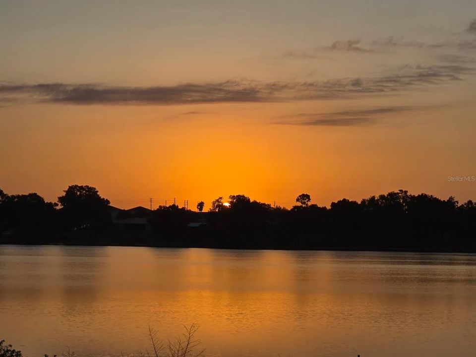 For Sale: $425,000 (3 beds, 3 baths, 2874 Square Feet)