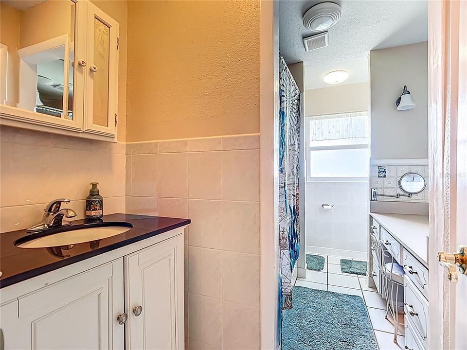 For Sale: $425,000 (3 beds, 3 baths, 2874 Square Feet)