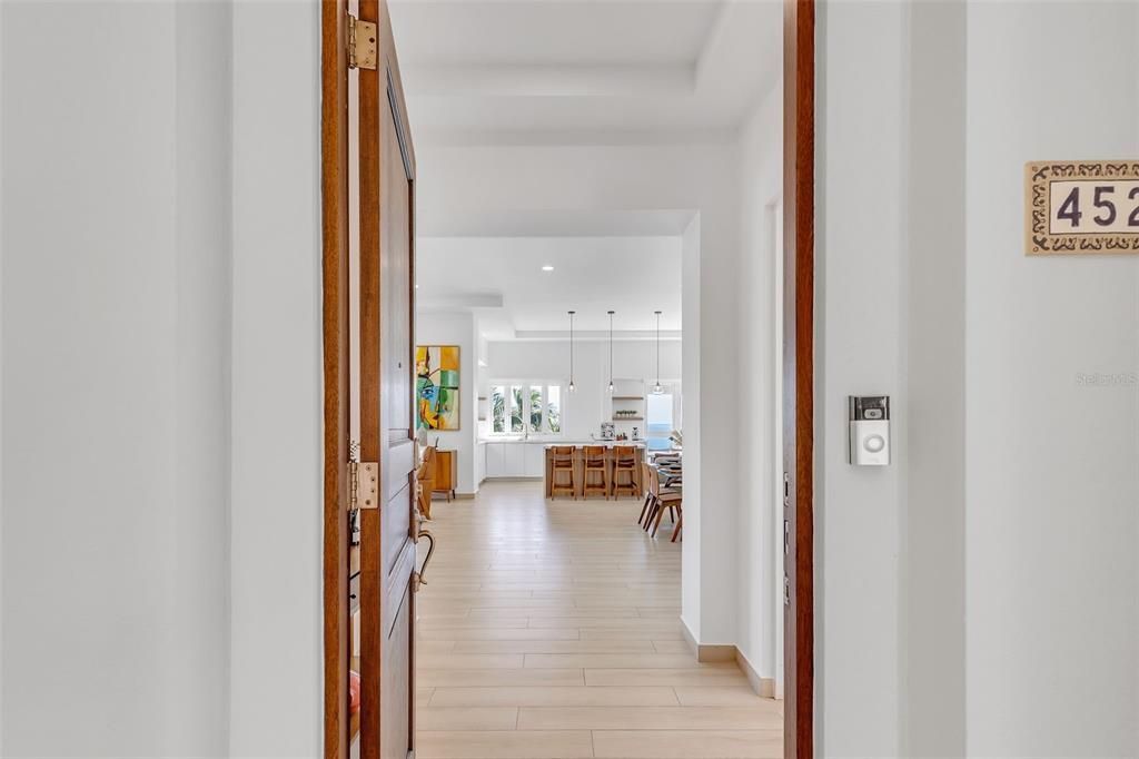 For Sale: $2,495,000 (4 beds, 4 baths, 3200 Square Feet)