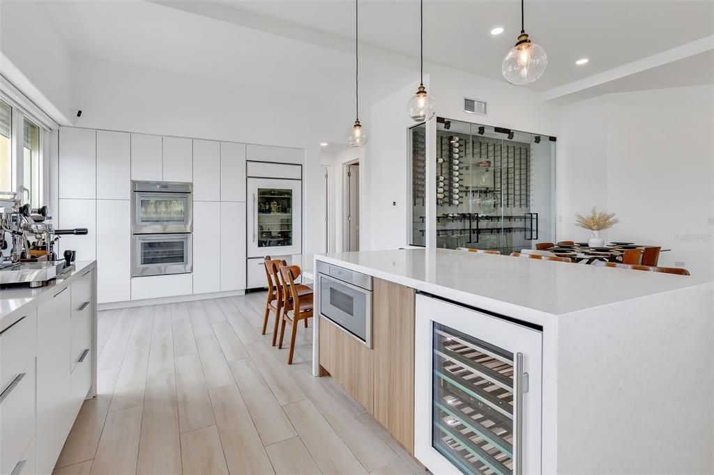 For Sale: $2,495,000 (4 beds, 4 baths, 3200 Square Feet)