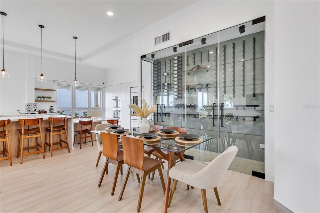 For Sale: $2,495,000 (4 beds, 4 baths, 3200 Square Feet)