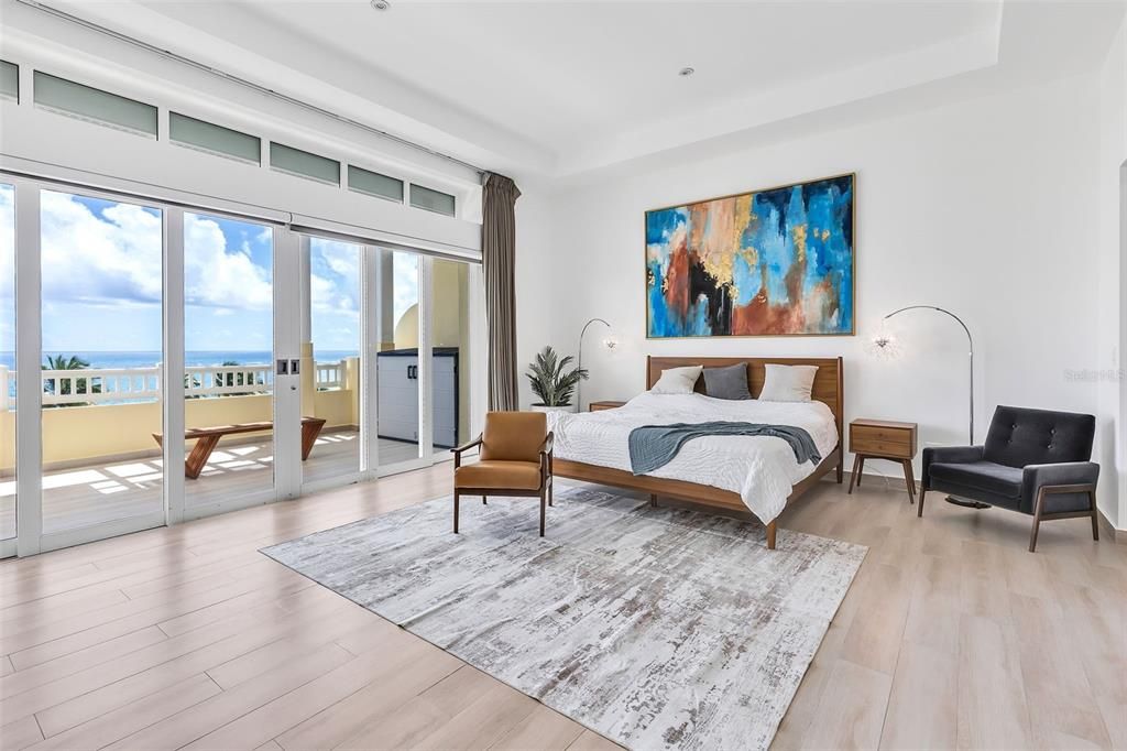 For Sale: $2,495,000 (4 beds, 4 baths, 3200 Square Feet)