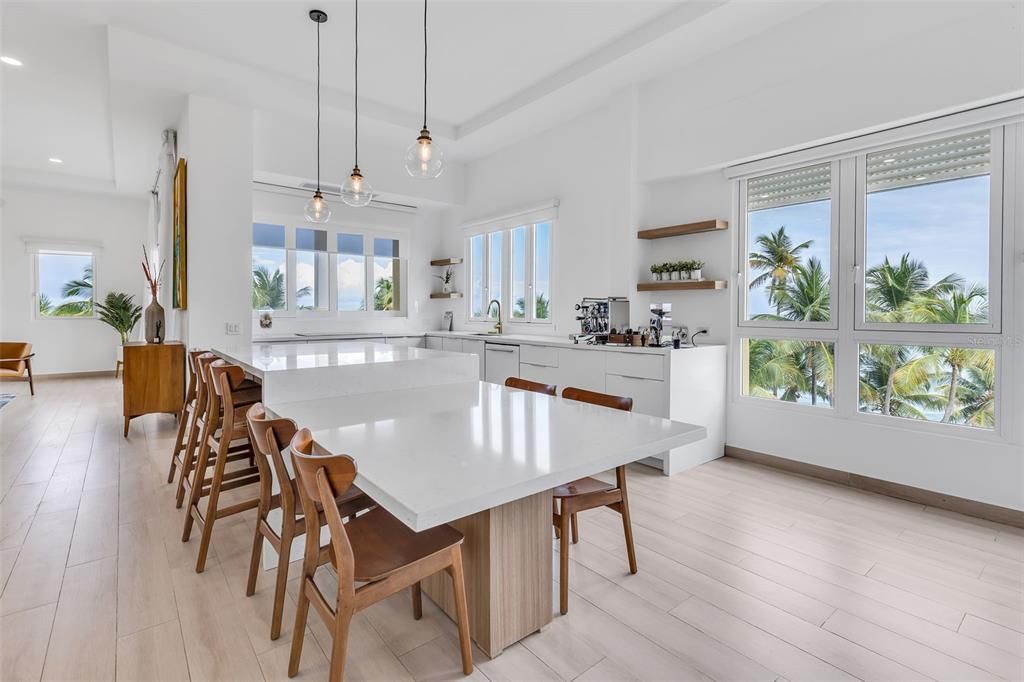 For Sale: $2,495,000 (4 beds, 4 baths, 3200 Square Feet)