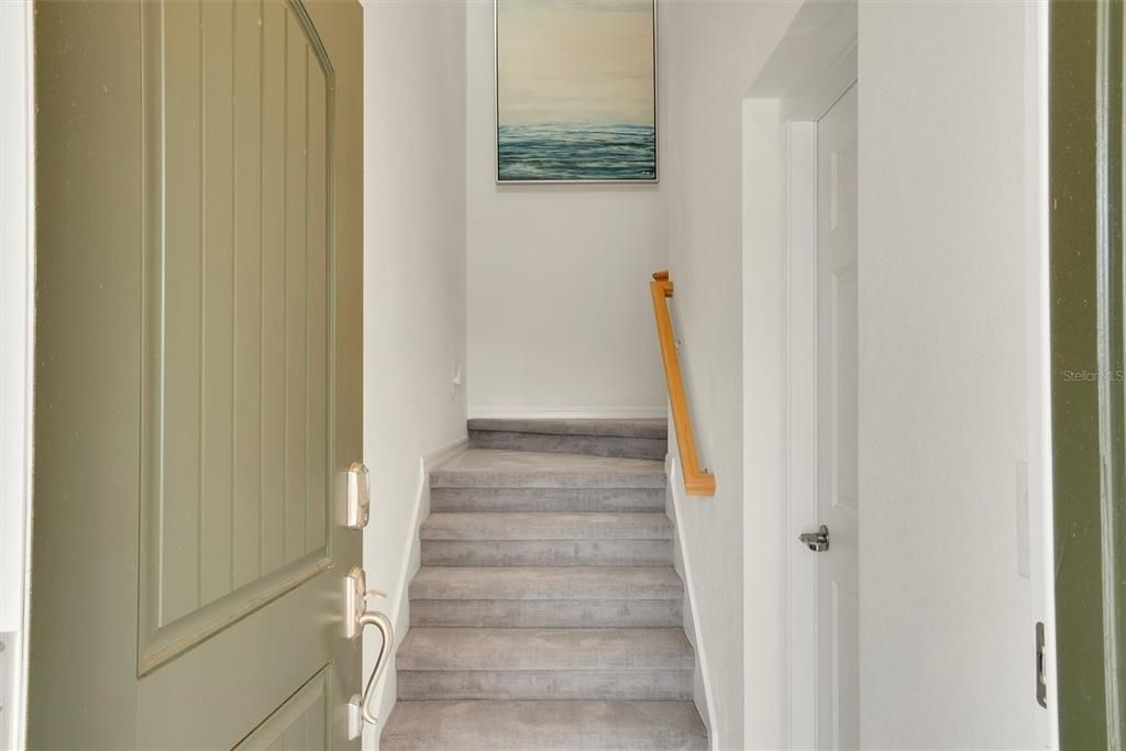 В аренду: $2,400 (2 спален, 2 ванн, 1933 Квадратных фут)