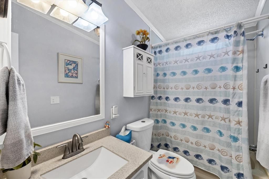 En Venta: $249,000 (2 camas, 2 baños, 1100 Pies cuadrados)